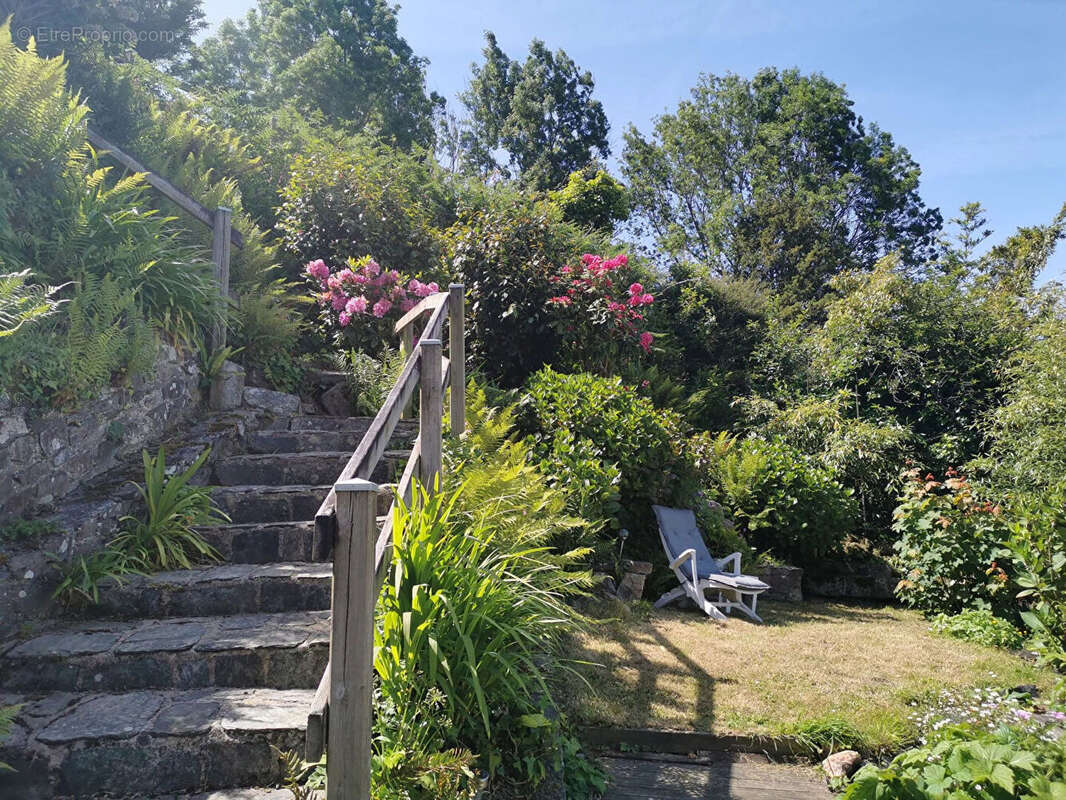 Maison à PLESTIN-LES-GREVES