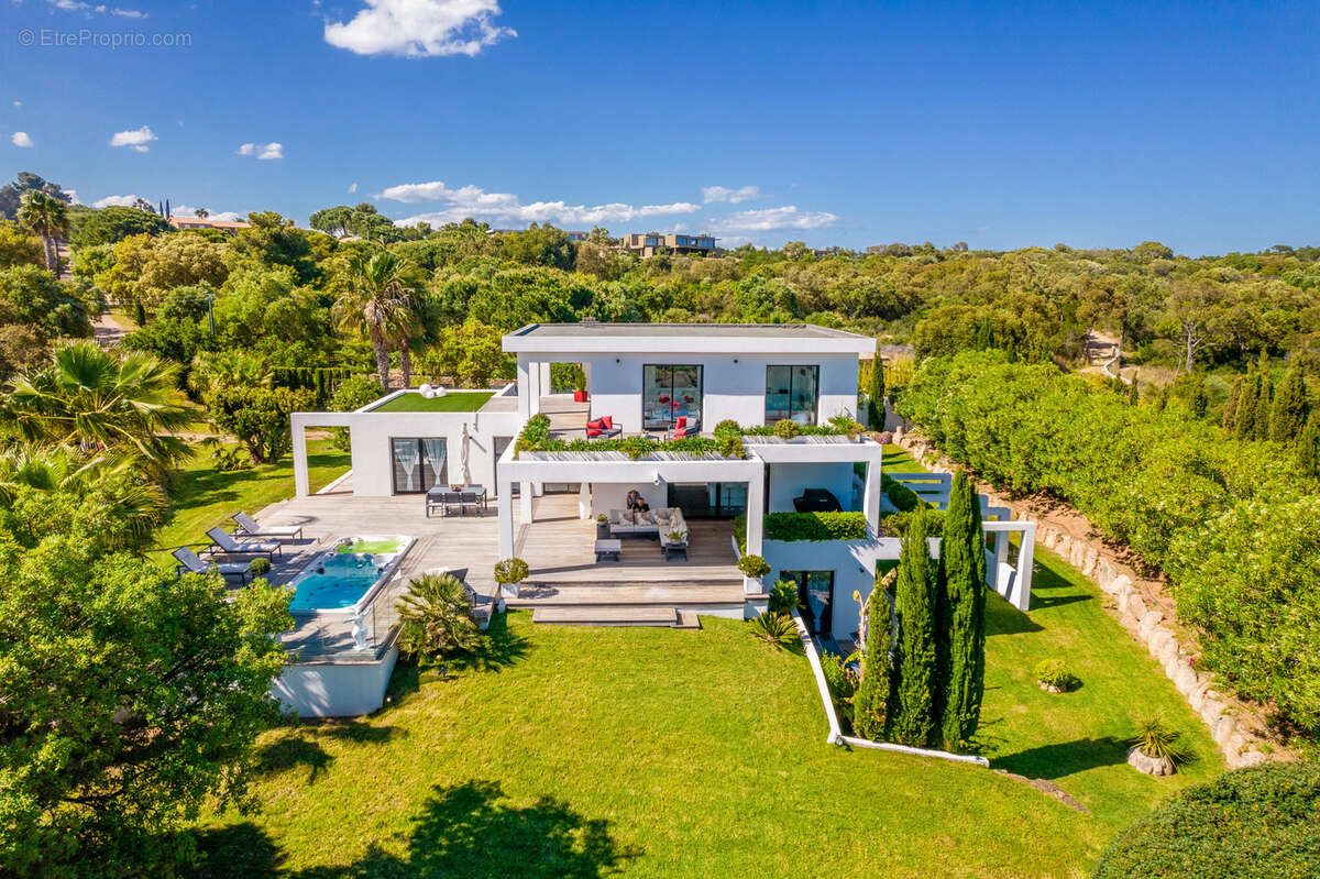 Maison à PORTO-VECCHIO