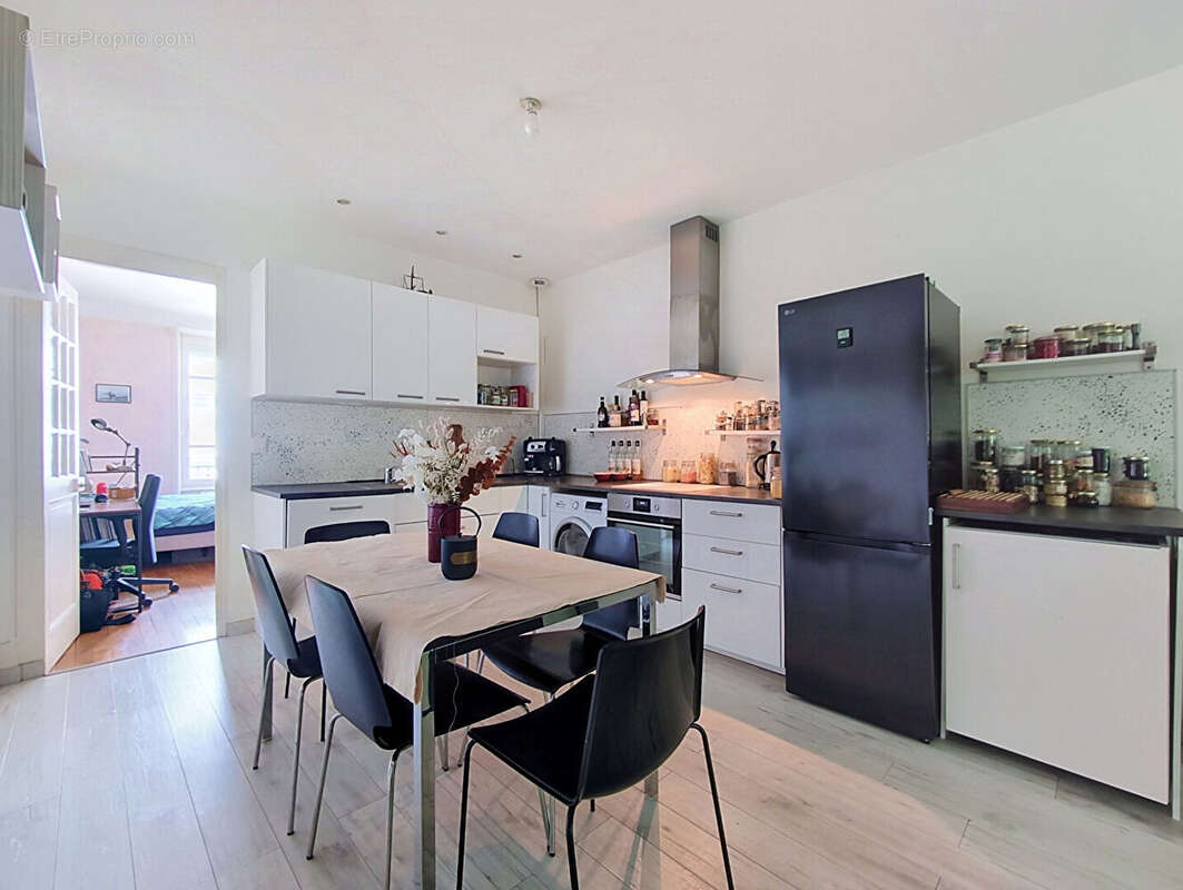 Appartement à LYON-6E