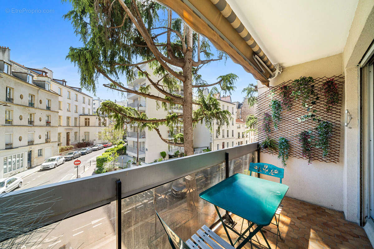 Appartement à PARIS-14E