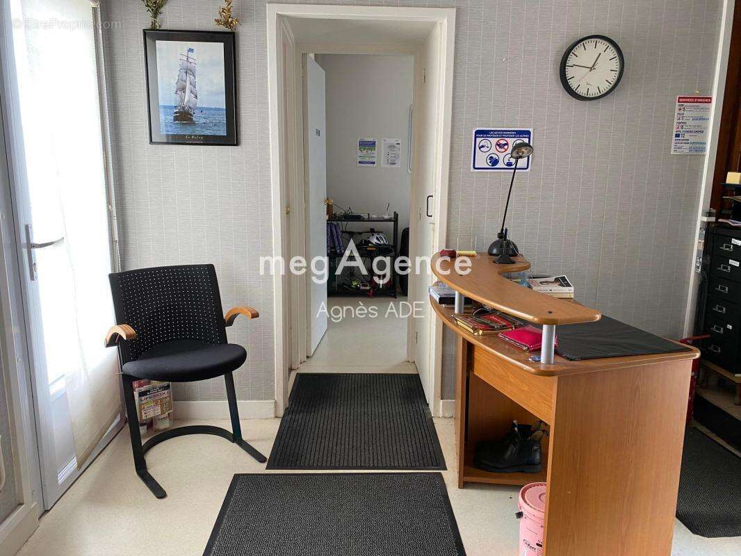 Maison d'habitation et/ou usage professionnel - photo 2