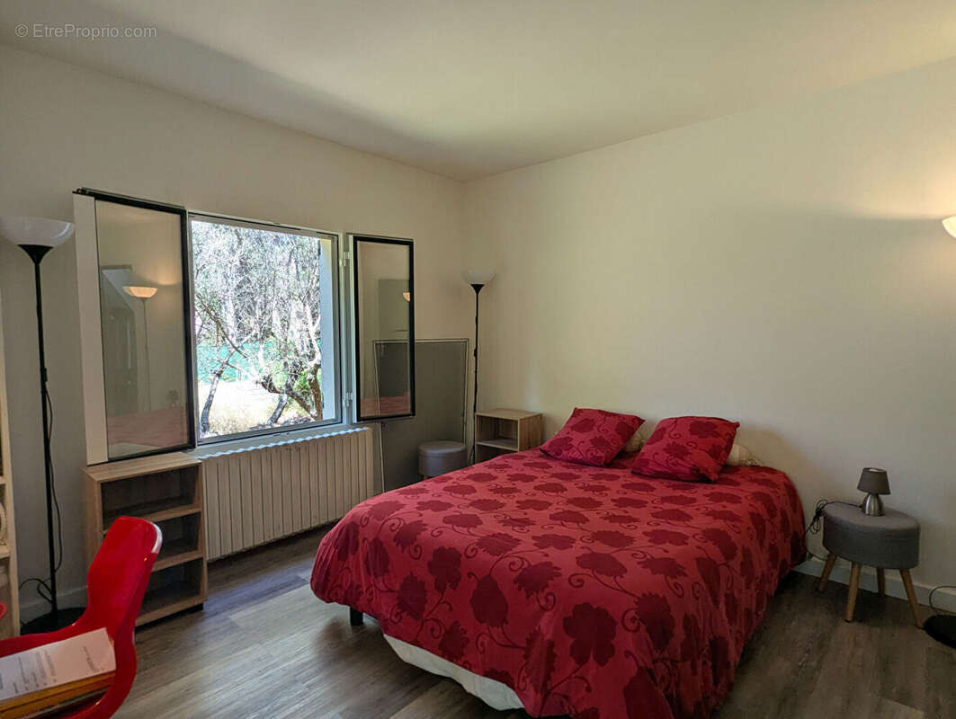 Maison à VILLECROZE