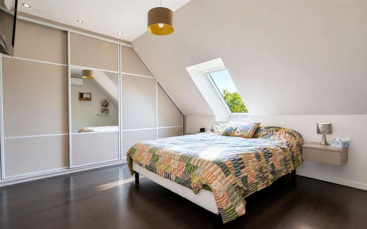 Maison à BONNETABLE