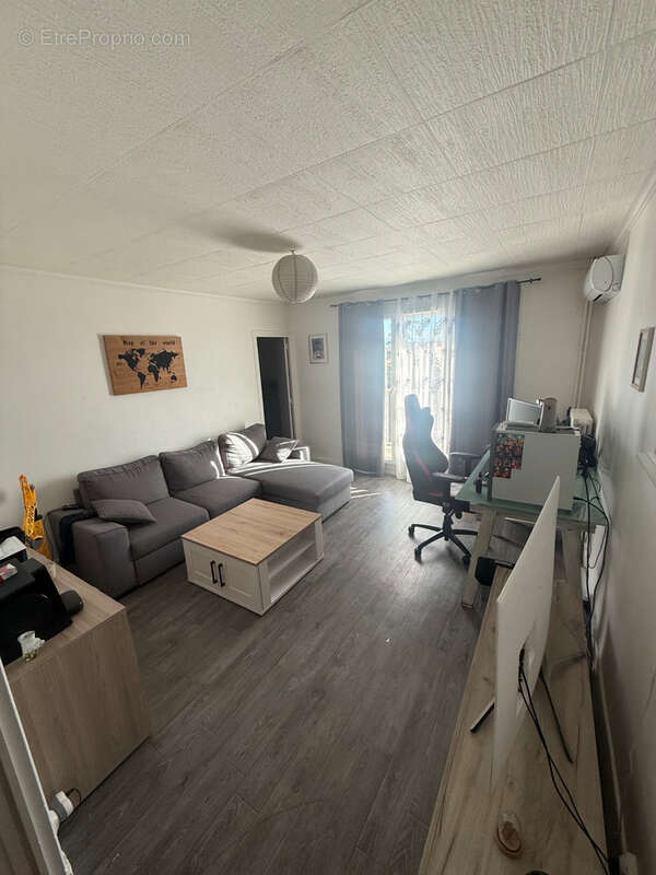 Appartement à BOURG-SAINT-ANDEOL