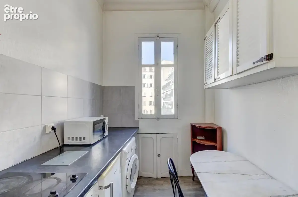 Studio avec coin nuit et balcon – Nice Fleurs - photo 6