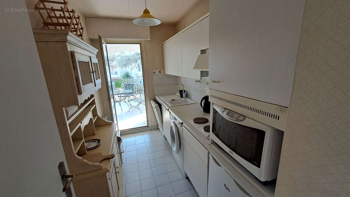 Appartement à MANDELIEU-LA-NAPOULE