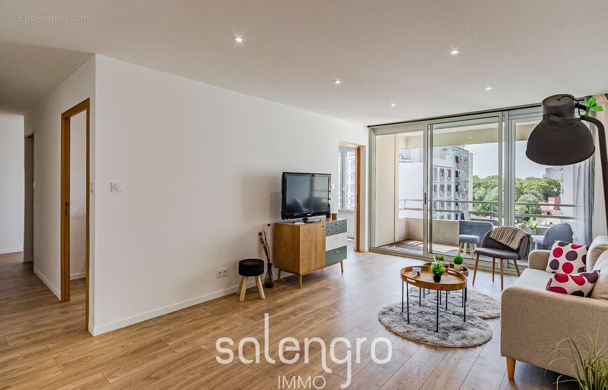 Appartement 70 m² à Villeurbanne  - photo 2