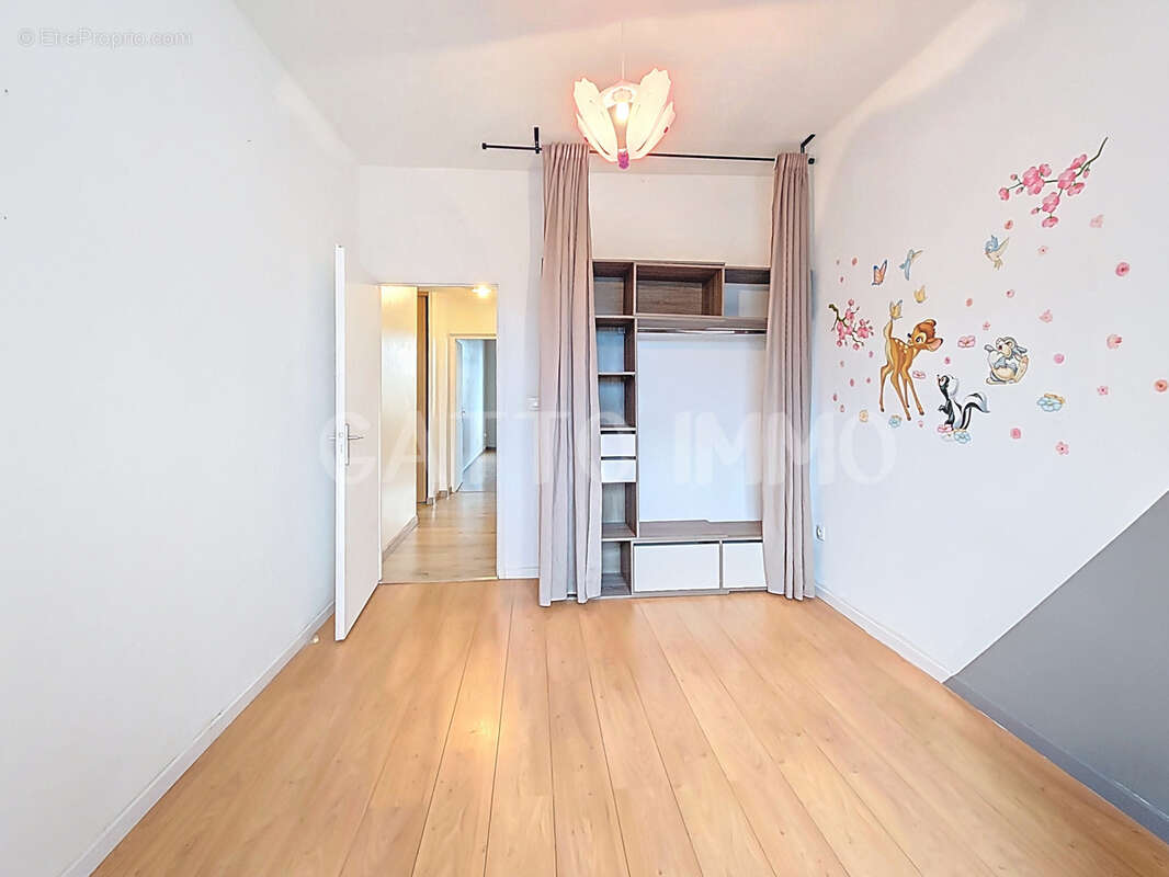 Appartement à AMNEVILLE