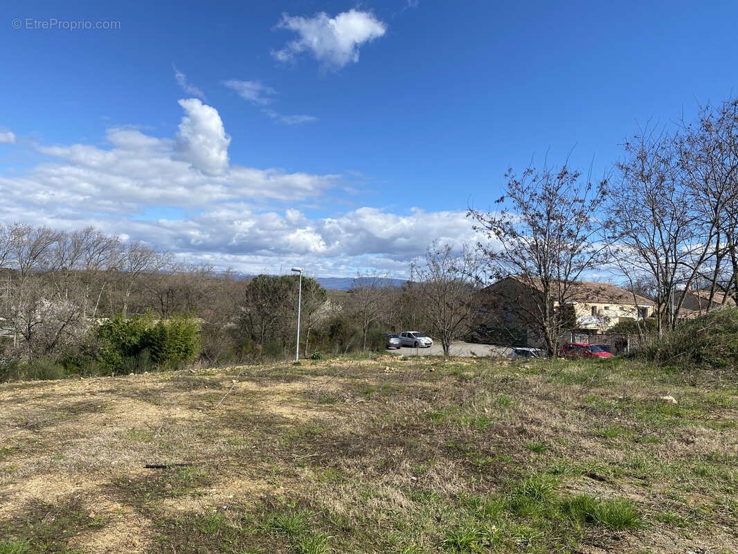 Terrain à LA VOULTE-SUR-RHONE