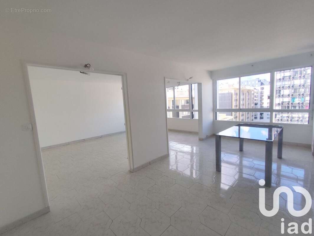 Appartement 101 m² à Sarcelles  - photo 2