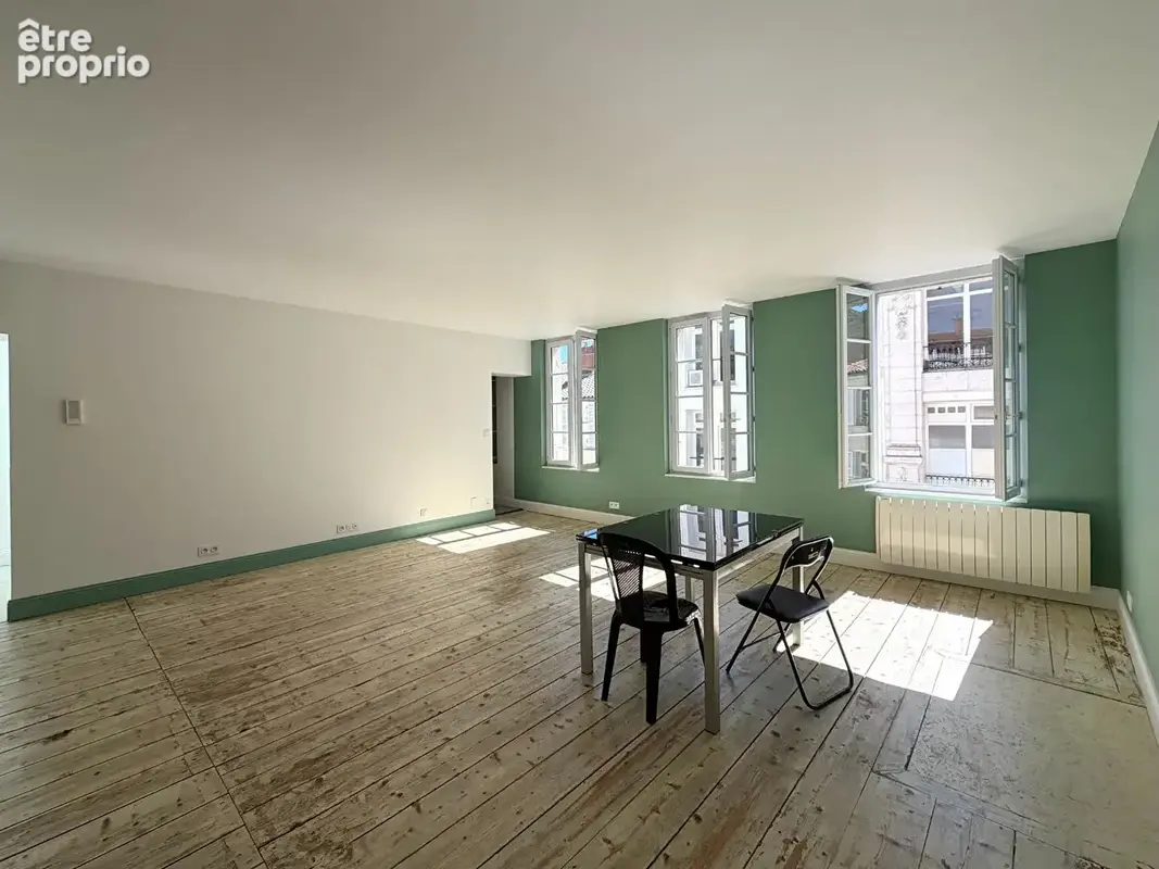 Appartement hyper centre avec terrasse ! - photo 3