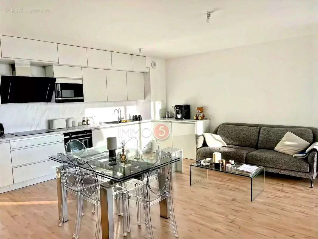 Appartement à VILLEMOMBLE