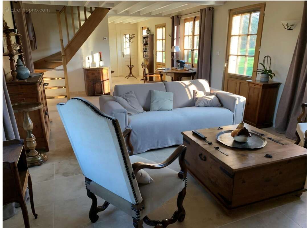 Salon Maison  d'amis  - Maison à DEAUVILLE