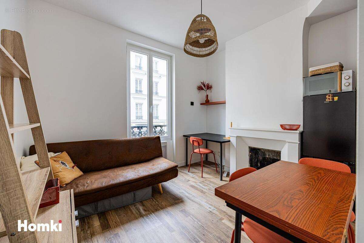 Appartement à PARIS-11E