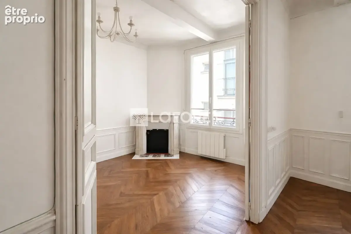 Trois Pièces - Charme de l'ancien - Paris 15ème - photo 3