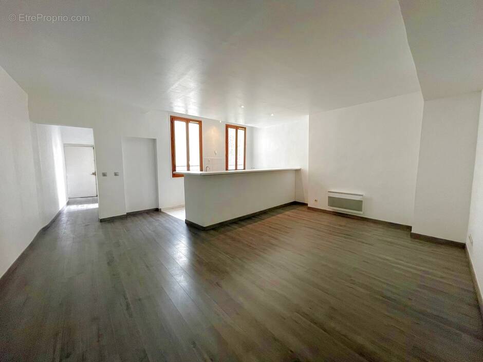 Appartement à PARIS-2E