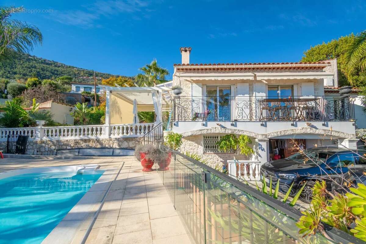 Maison à BEAUSOLEIL