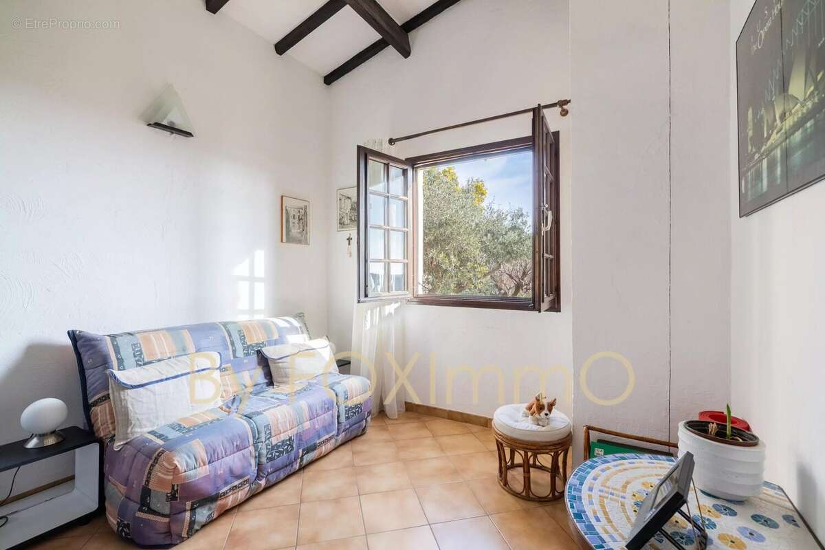 Maison à CAGNES-SUR-MER