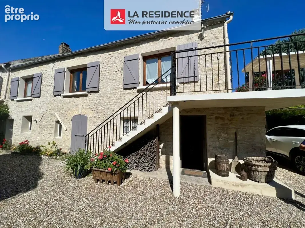 Photo Maison à Aulnay-Sur-Mauldre au prix de 319 000€
