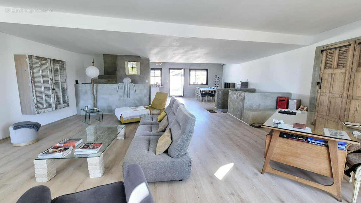 Maison à BALARUC-LE-VIEUX