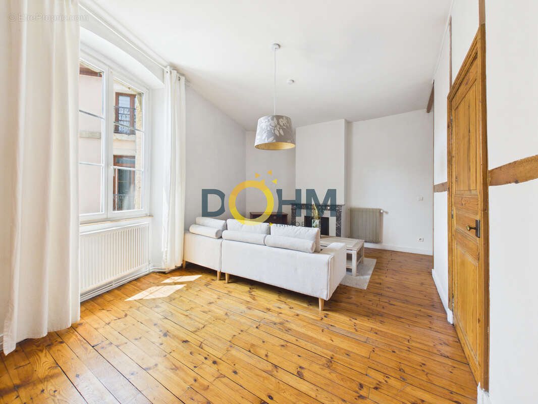 Appartement T3, 78 m3 centre-ville du Puy-en-Velay - photo 3