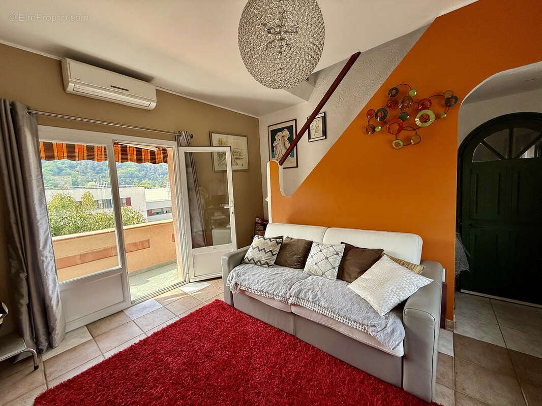 Appartement à CAGNES-SUR-MER