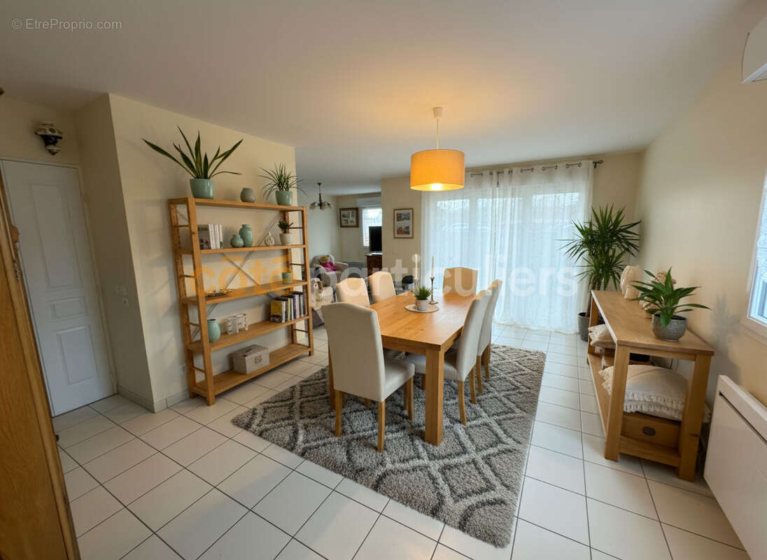 Appartement à SAINT-SEBASTIEN-DE-MORSENT