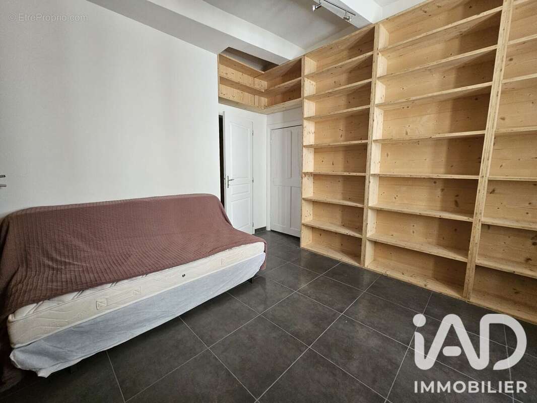 Maison 260 m² à Villeneuve-De-Berg  - photo 6