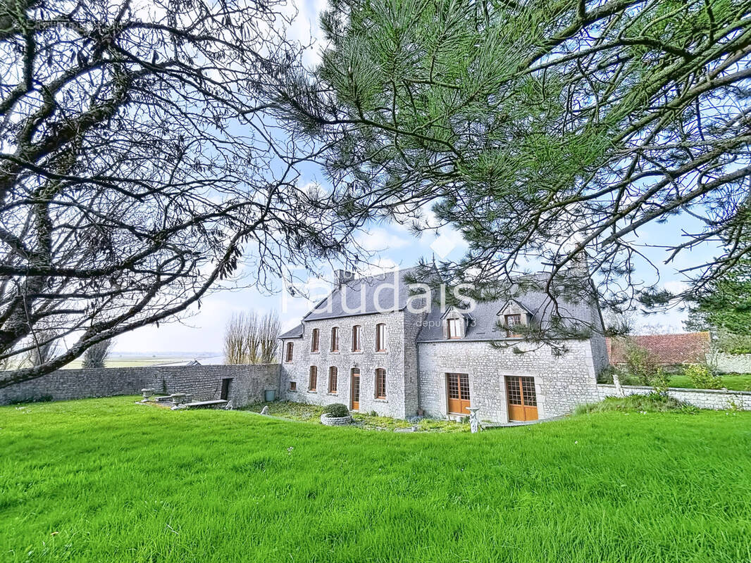 Maison à LIESVILLE-SUR-DOUVE