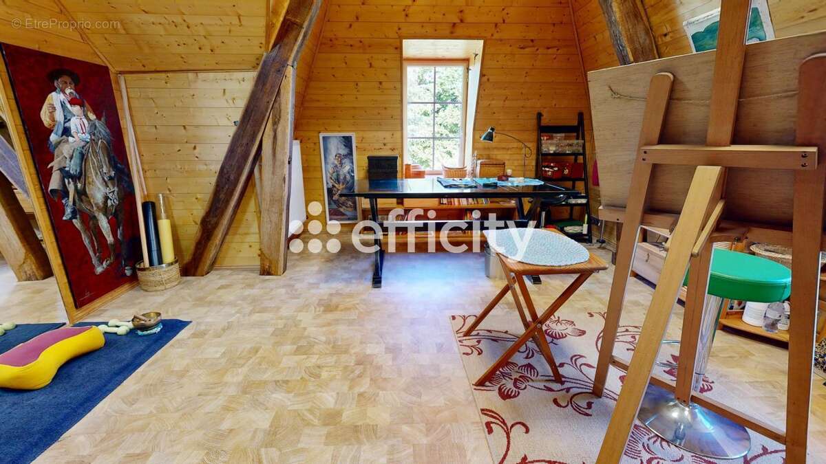 Maison 209 m² à Vigeois  - photo 16