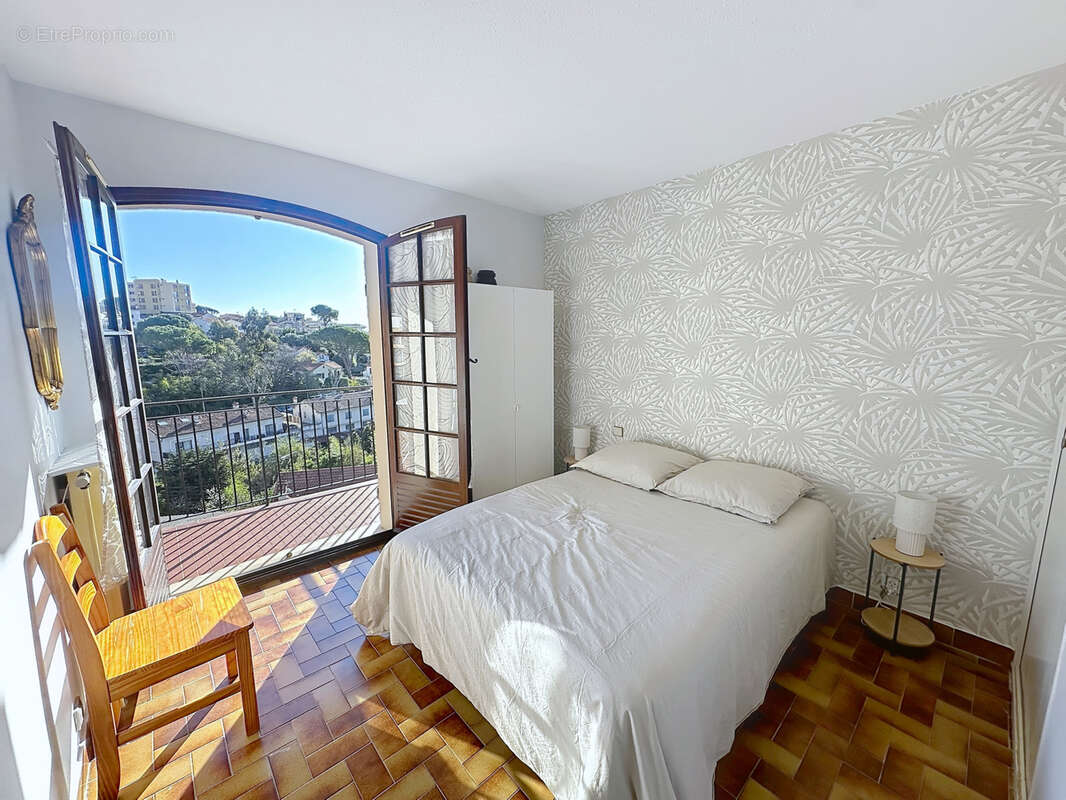 Appartement à VENCE