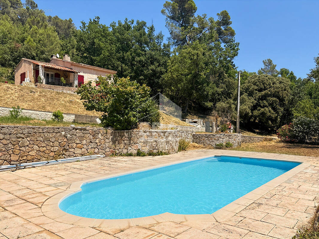Maison à CAMPS-LA-SOURCE