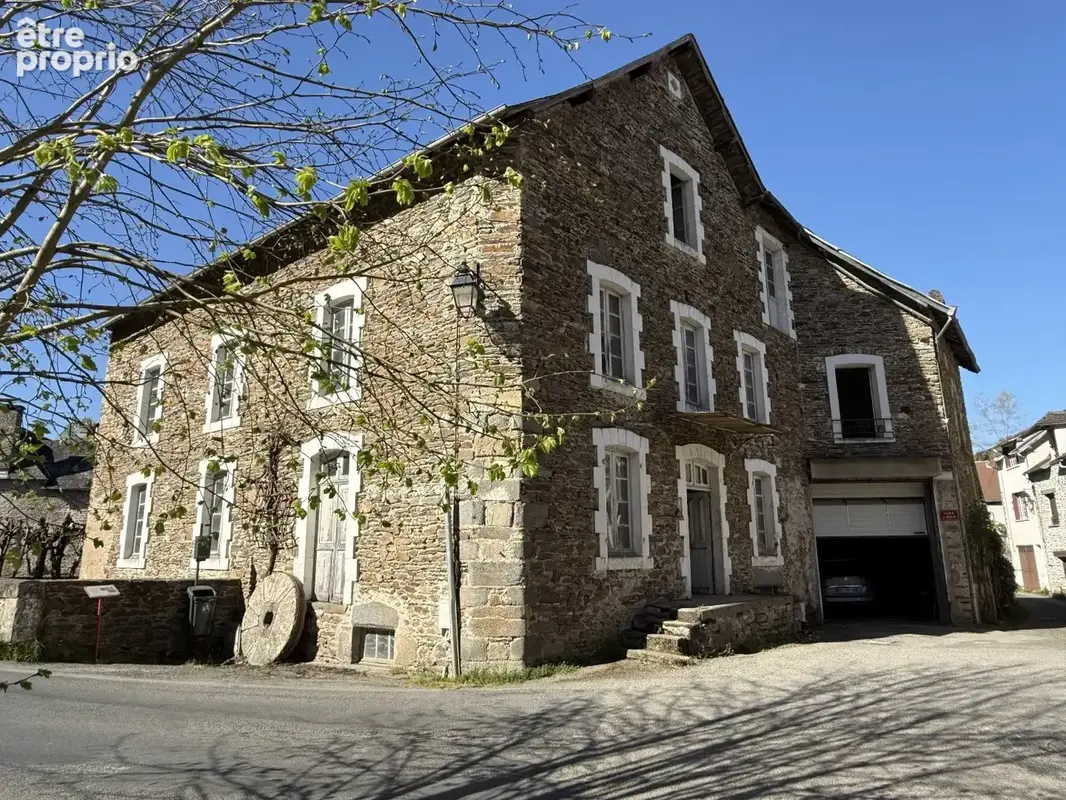 Ségur Le Château, un des plus beaux villages de France - photo 2