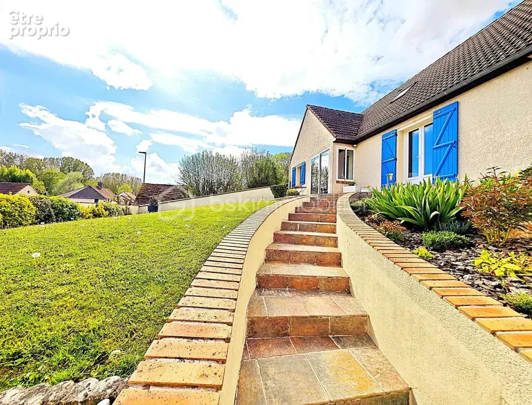 Maison familiale de 120,78 m² habitable sur sous sol de 81 m² edifier sur terrain clos de 1280 m² - photo 14