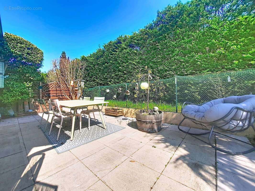 Maison à SAINT-SYMPHORIEN-D'OZON