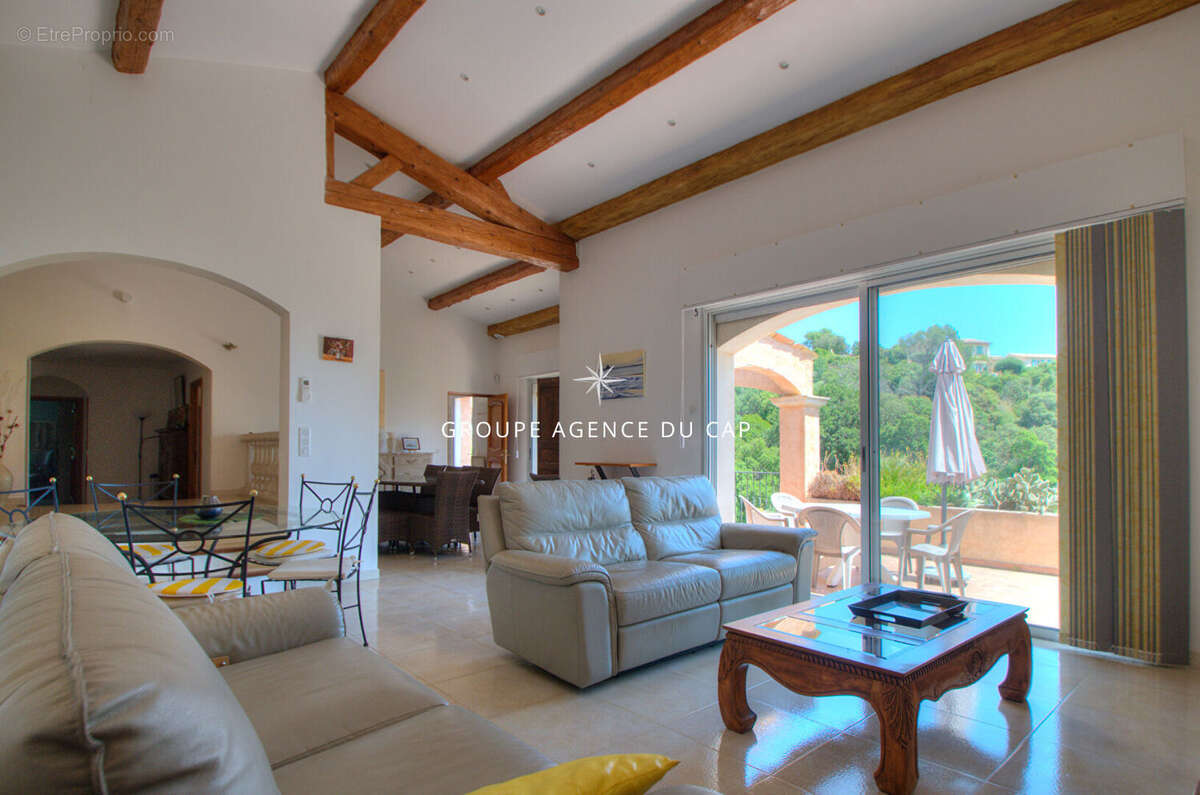 Maison à SAINT-RAPHAEL