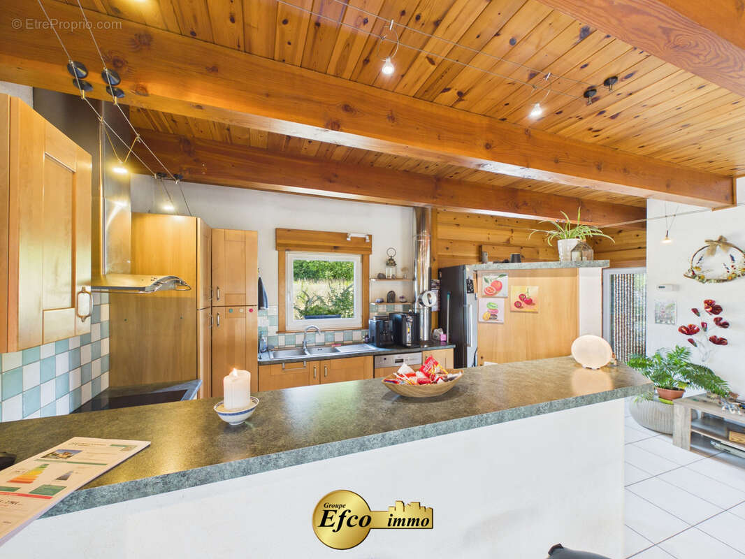 Belle maison Canadienne sur un magnifique terrain - photo 13