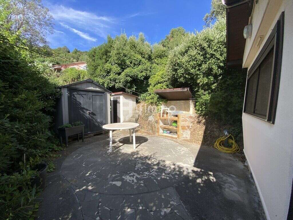 Maison à LE MUY