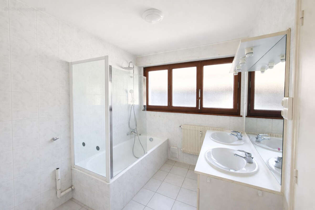 Appartement à THONON-LES-BAINS