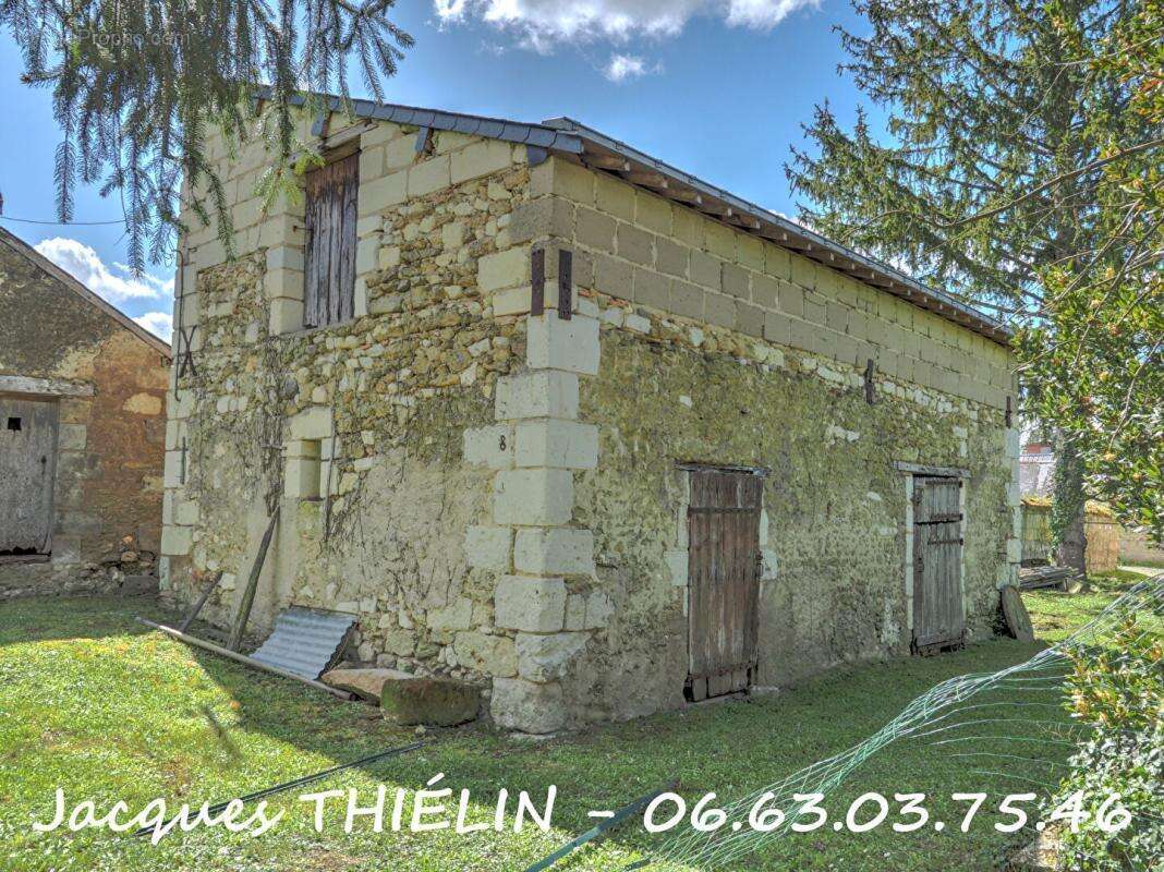 Maison à LONGUE-JUMELLES