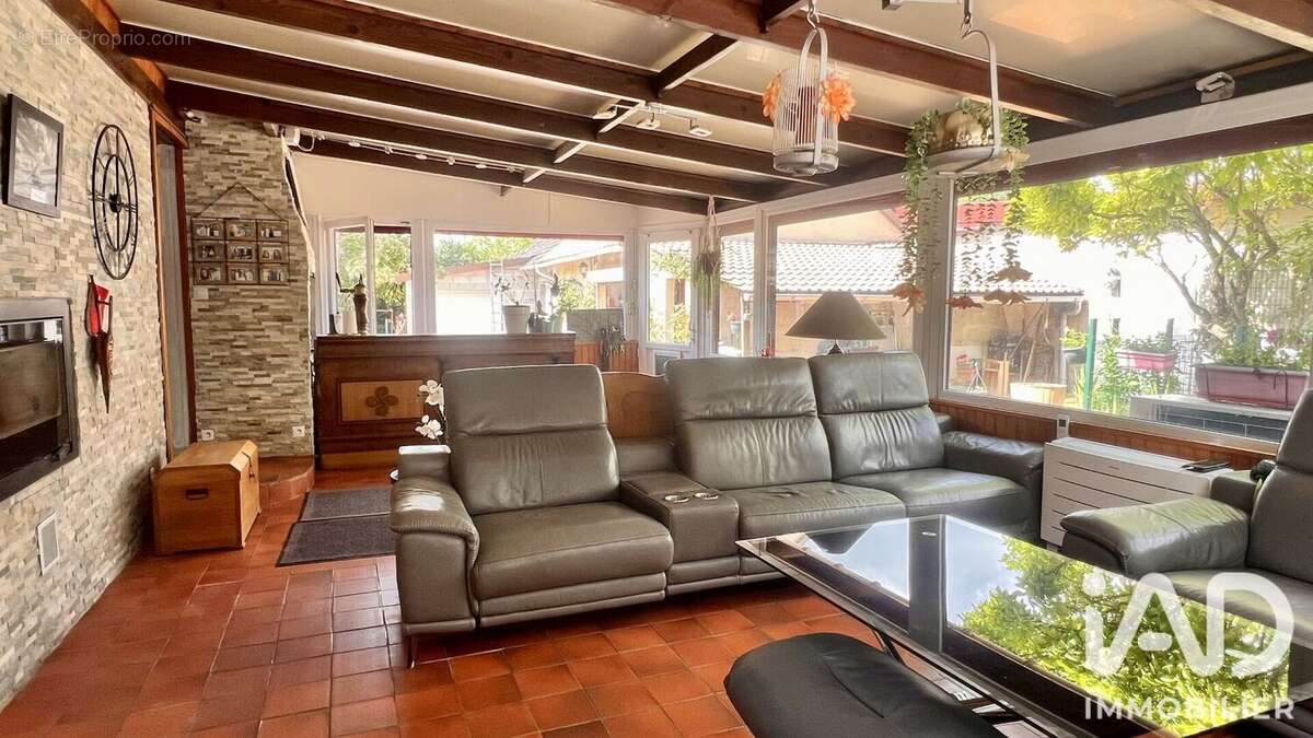 Maison 185 m² à Marolles-En-Brie  - photo 9