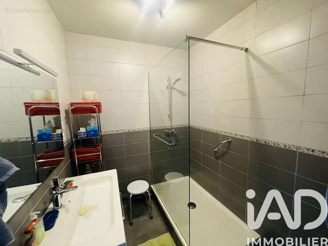 Photo 6 - Appartement à BRIVE-LA-GAILLARDE