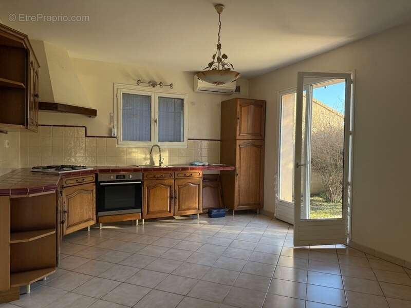 Maison à SAINT-MARTIN-DE-VALGALGUES