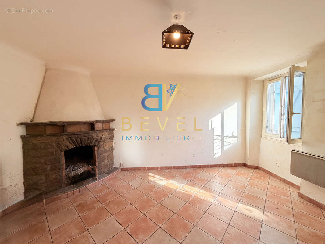 Maison à GRIMAUD