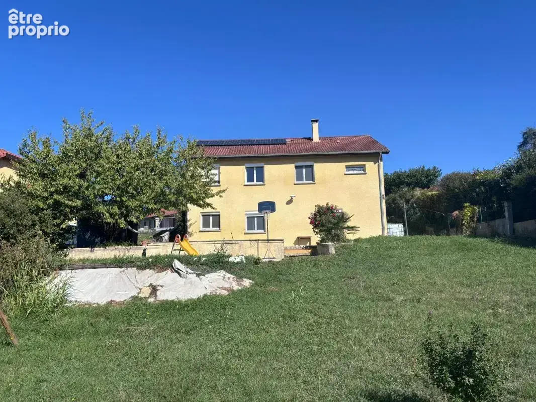 Maison à LES AVENIERES