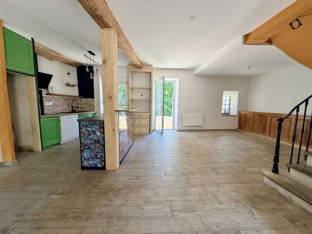 Maison T4 avec jardin arboré   Trèbes, hors zone inondable - photo 3