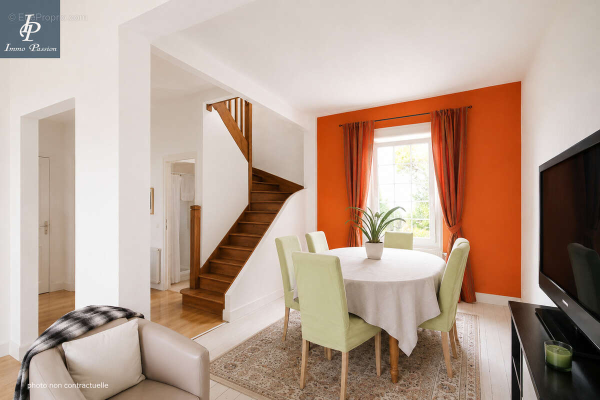 Maison à COMBLANCHIEN