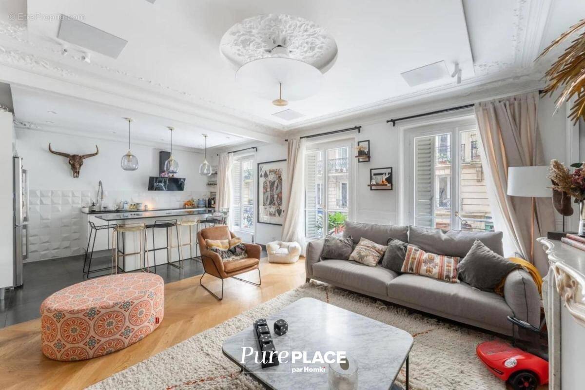 Appartement à PARIS-10E