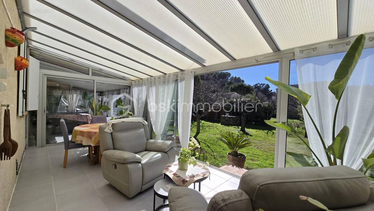 Maison à BAGNOLS-SUR-CEZE