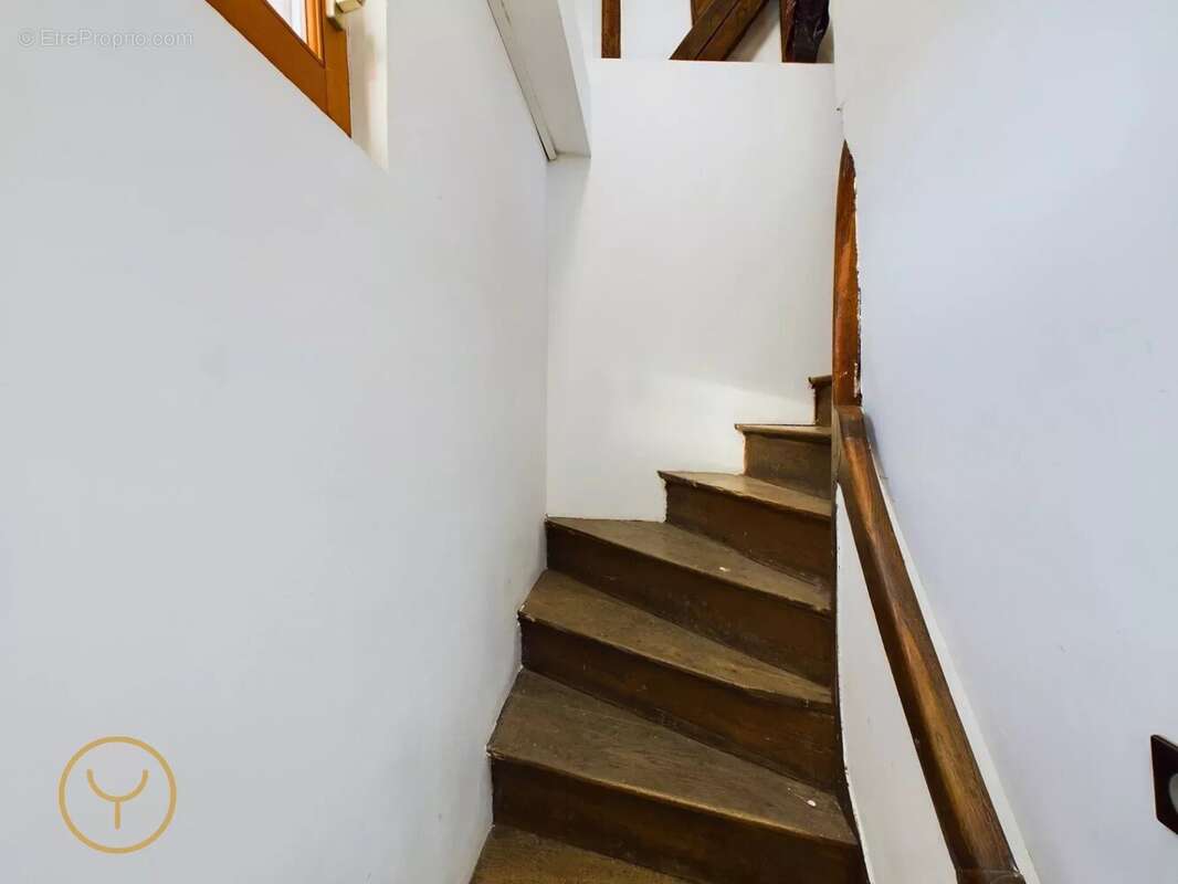 Appartement à PONT-SAINTE-MARIE